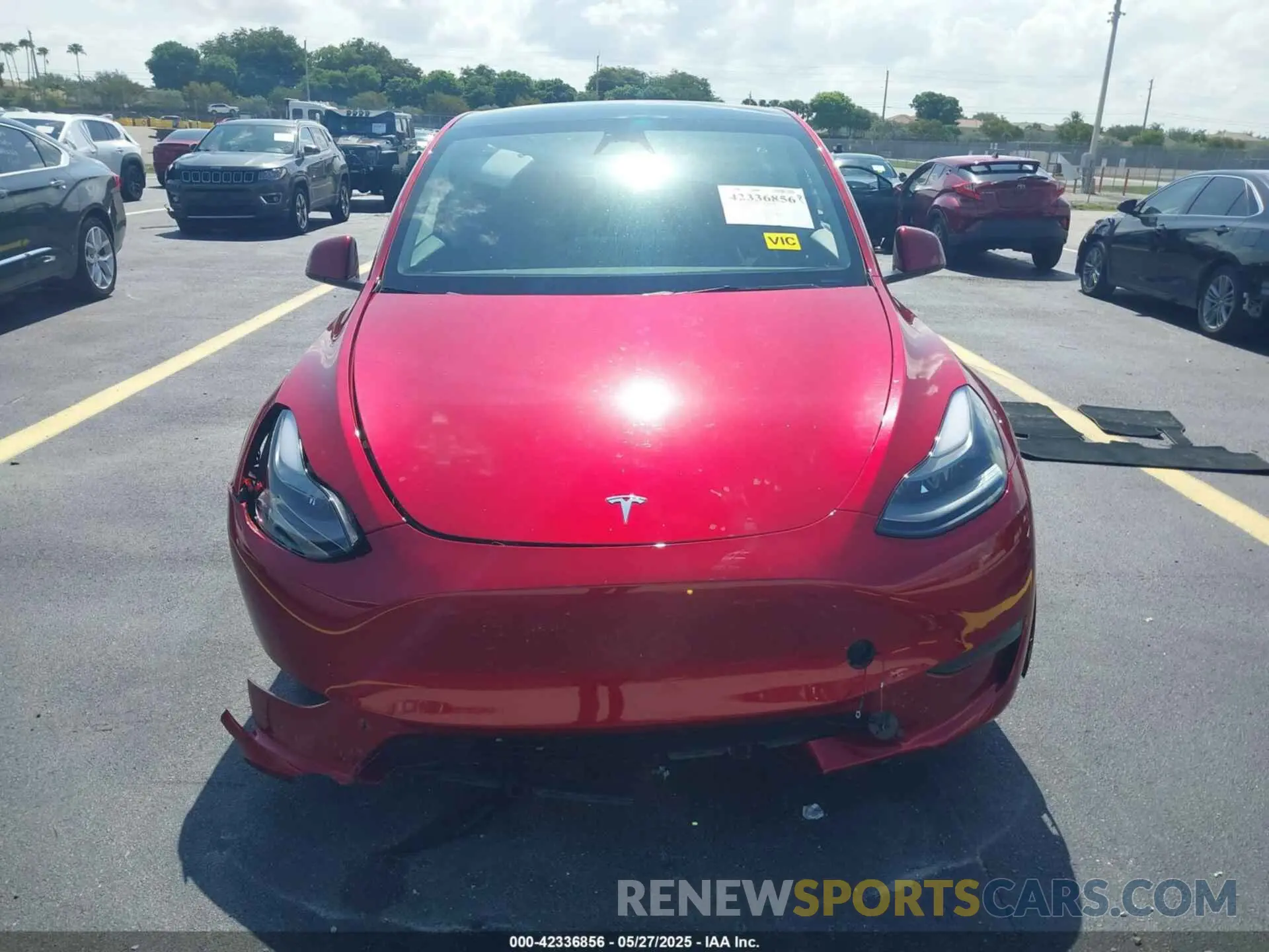 12 Photograph of a damaged car 7SAYGDED8RF019494 TESLA MODEL Y 2024