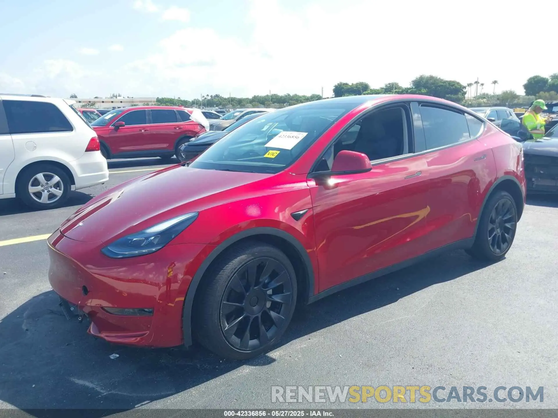 2 Photograph of a damaged car 7SAYGDED8RF019494 TESLA MODEL Y 2024