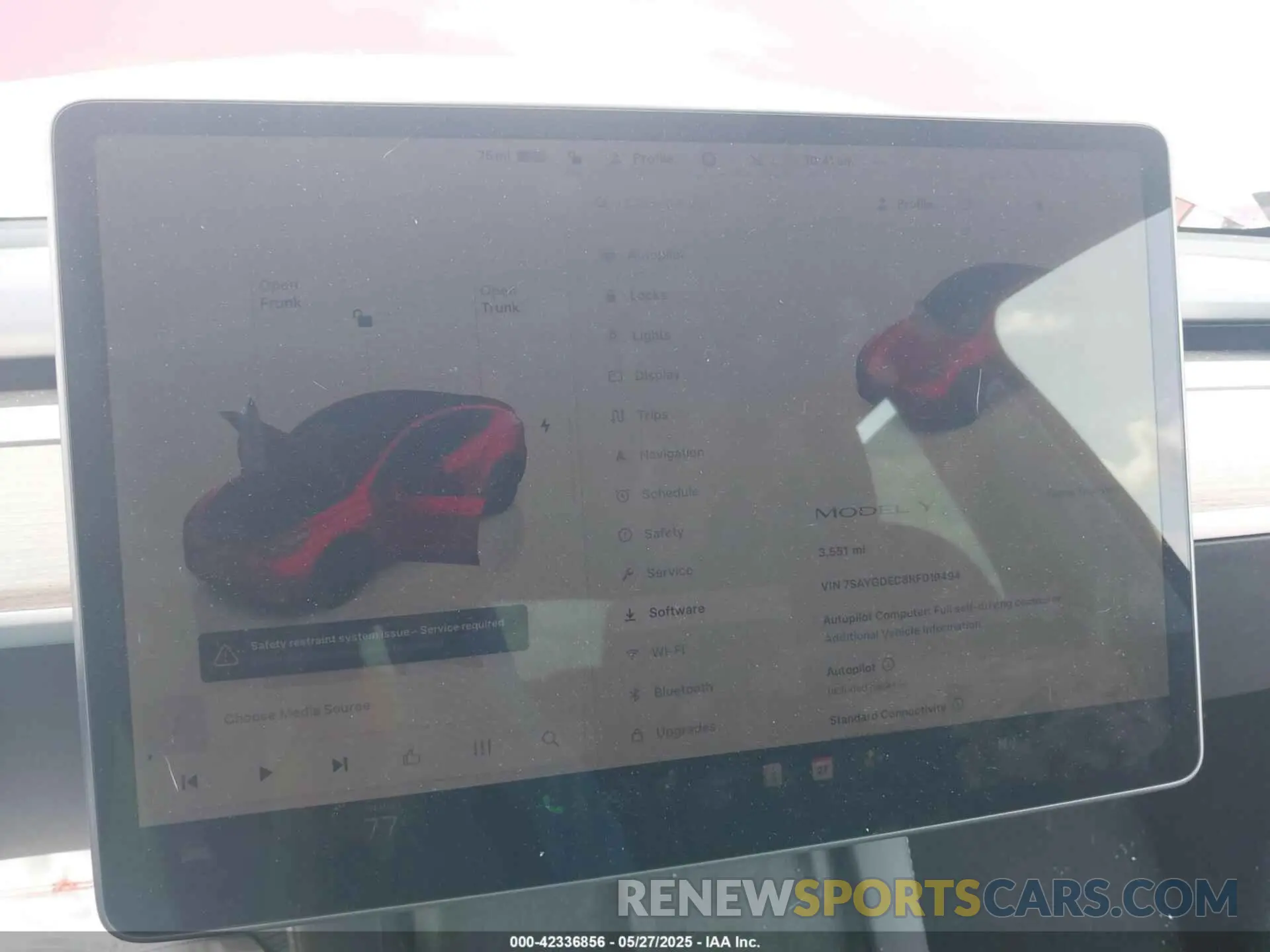 7 Photograph of a damaged car 7SAYGDED8RF019494 TESLA MODEL Y 2024