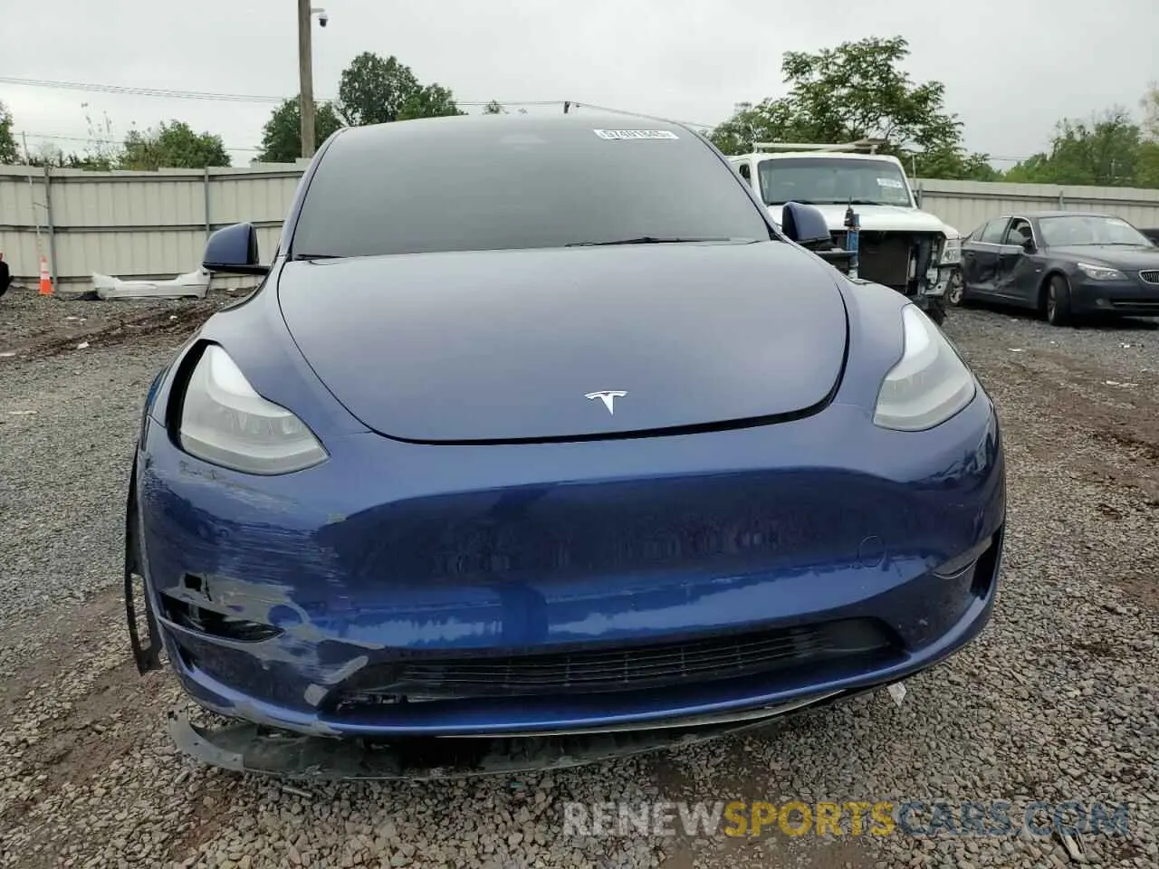 5 Photograph of a damaged car 7SAYGDED8RF096074 TESLA MODEL Y 2024