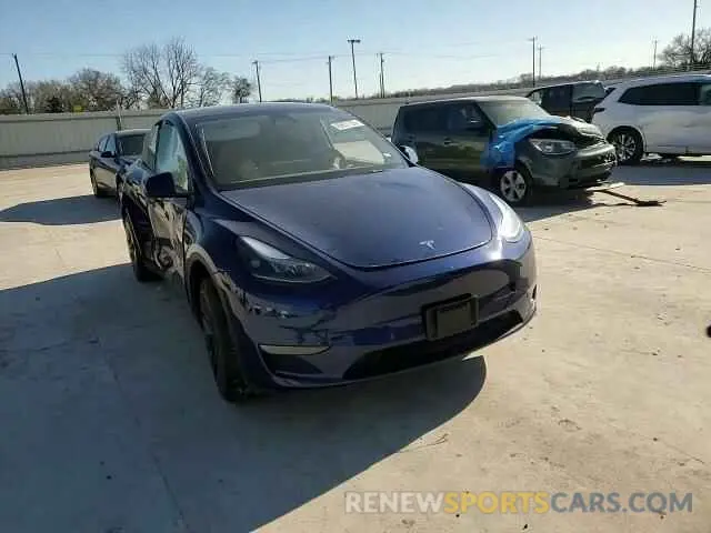11 Photograph of a damaged car 7SAYGDED8RF132720 TESLA MODEL Y 2024