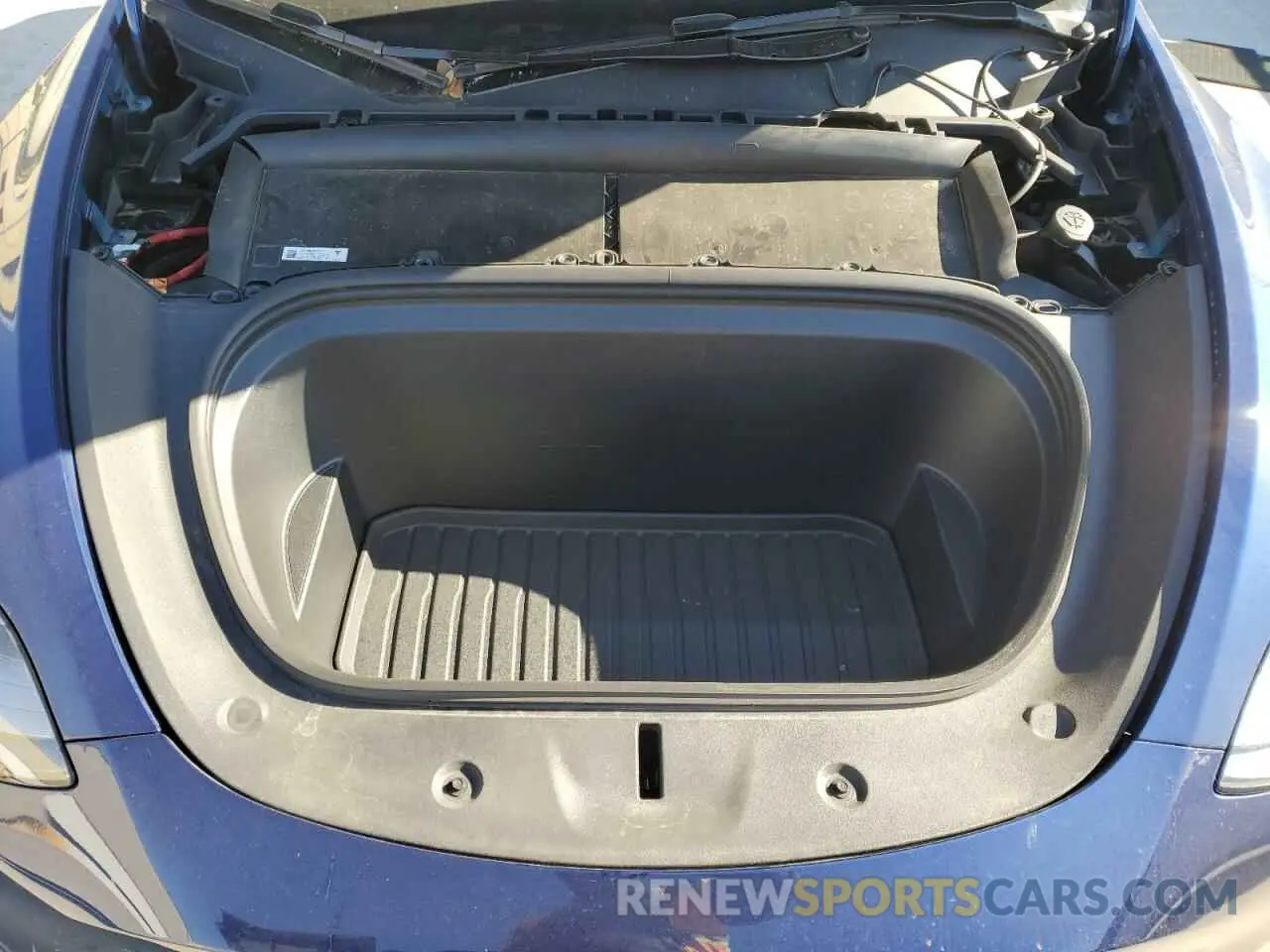 12 Photograph of a damaged car 7SAYGDED8RF132720 TESLA MODEL Y 2024