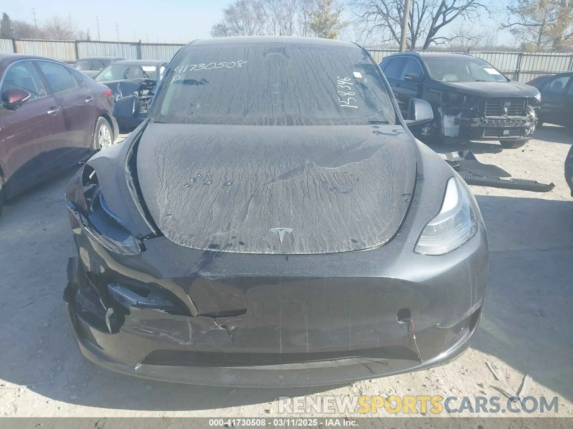 11 Photograph of a damaged car 7SAYGDED8RF158346 TESLA MODEL Y 2024