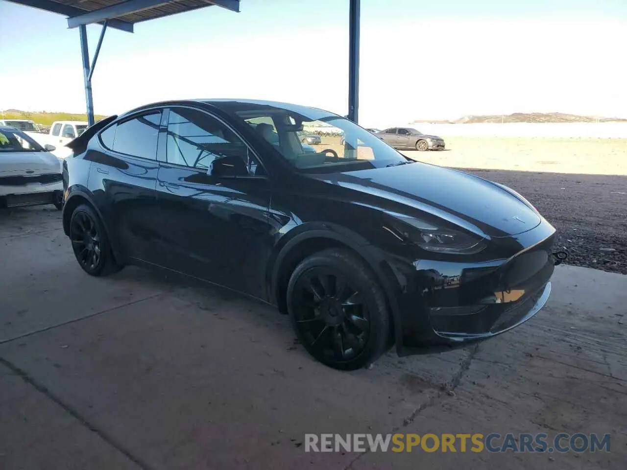 4 Photograph of a damaged car 7SAYGDED9RF019035 TESLA MODEL Y 2024