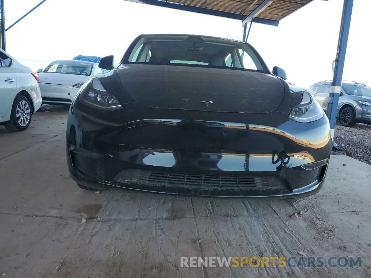 5 Photograph of a damaged car 7SAYGDED9RF019035 TESLA MODEL Y 2024