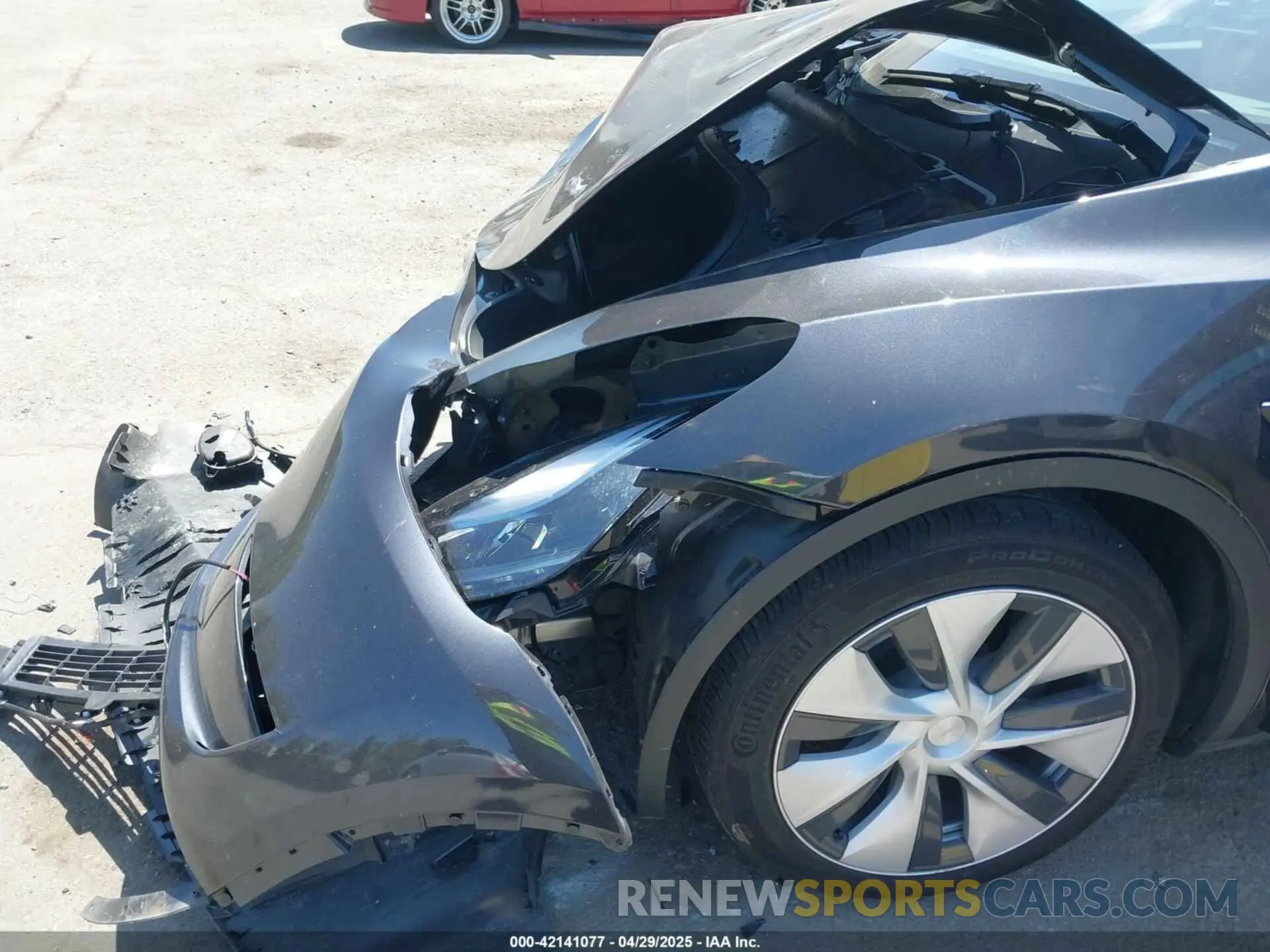 6 Photograph of a damaged car 7SAYGDED9RF053945 TESLA MODEL Y 2024