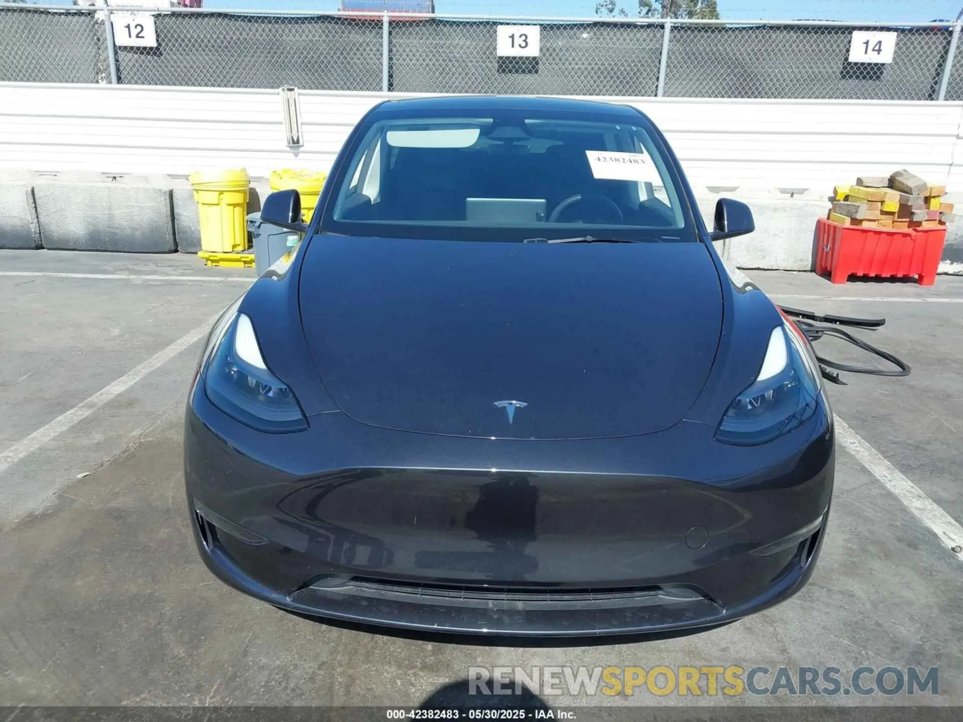 12 Photograph of a damaged car 7SAYGDED9RF091854 TESLA MODEL Y 2024
