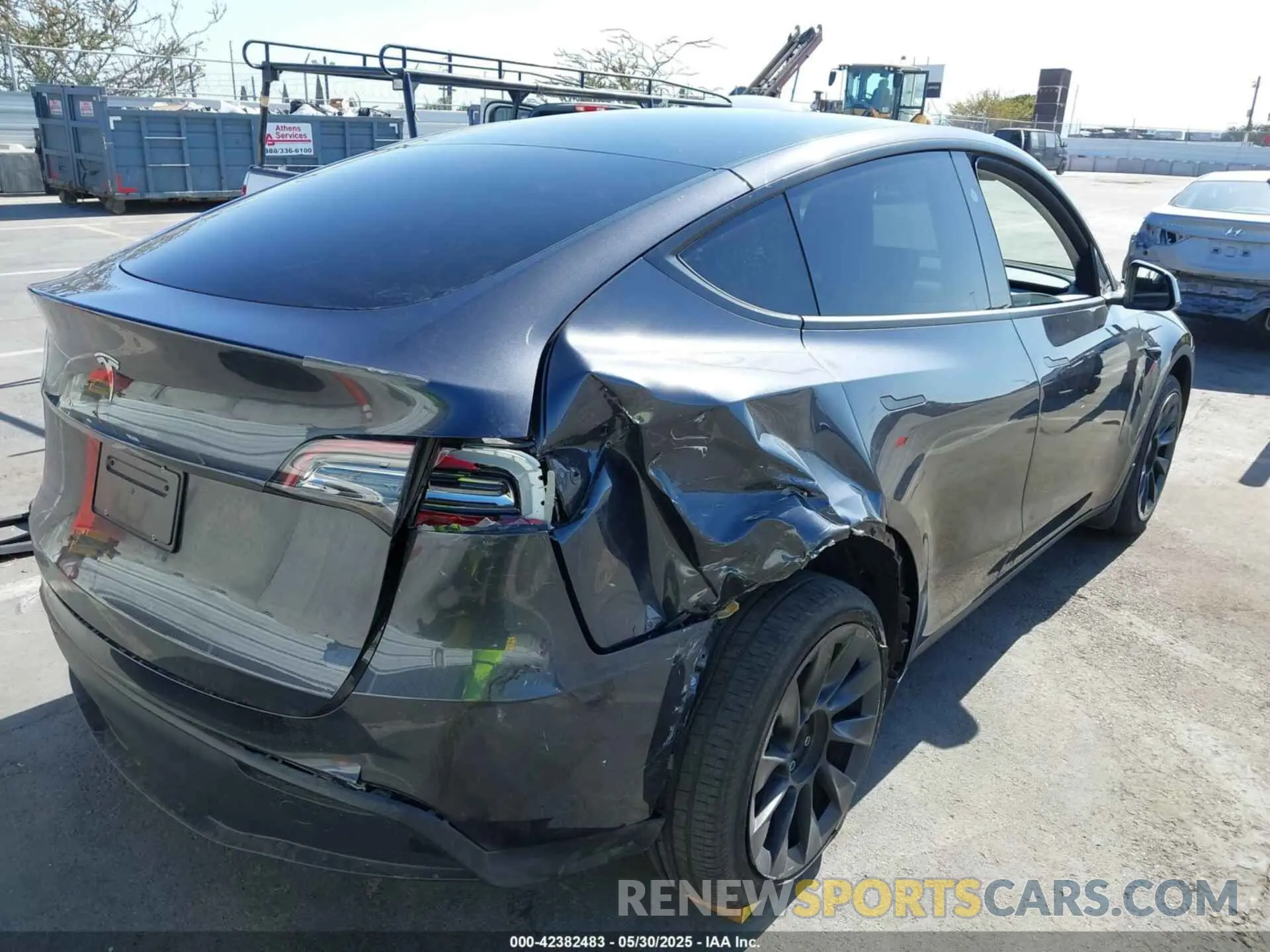 6 Photograph of a damaged car 7SAYGDED9RF091854 TESLA MODEL Y 2024