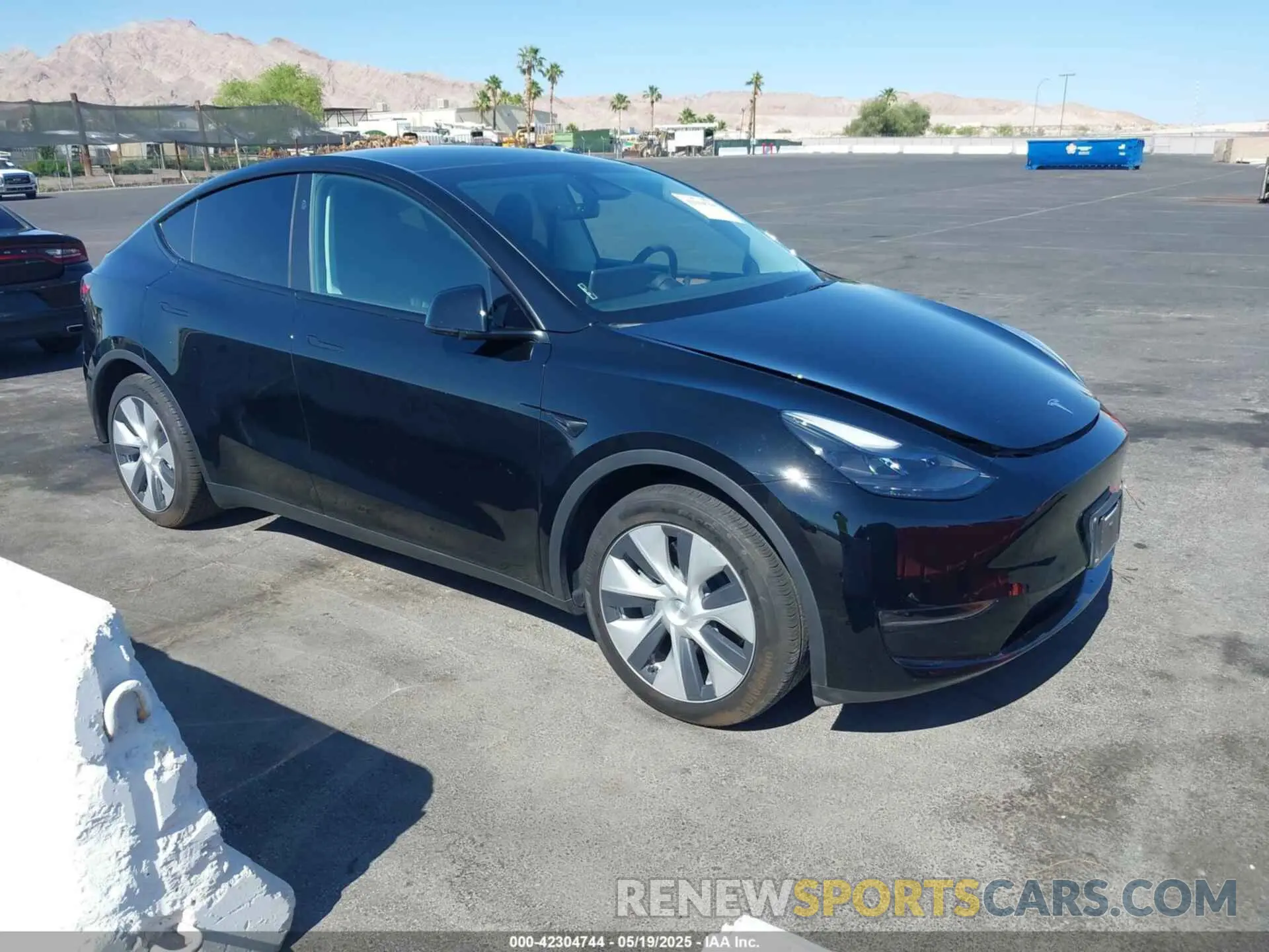 1 Photograph of a damaged car 7SAYGDED9RF093975 TESLA MODEL Y 2024