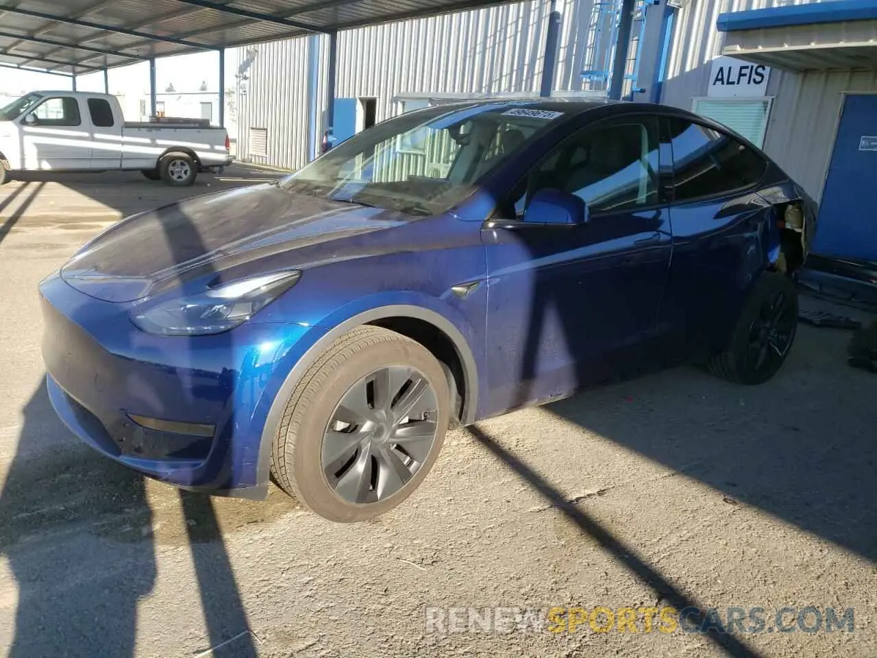 1 Photograph of a damaged car 7SAYGDED9RF206257 TESLA MODEL Y 2024