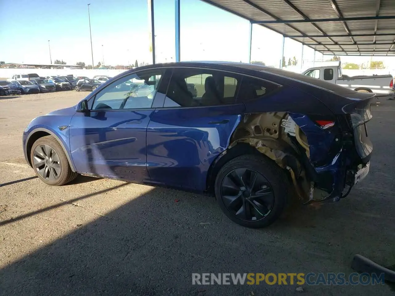 2 Photograph of a damaged car 7SAYGDED9RF206257 TESLA MODEL Y 2024