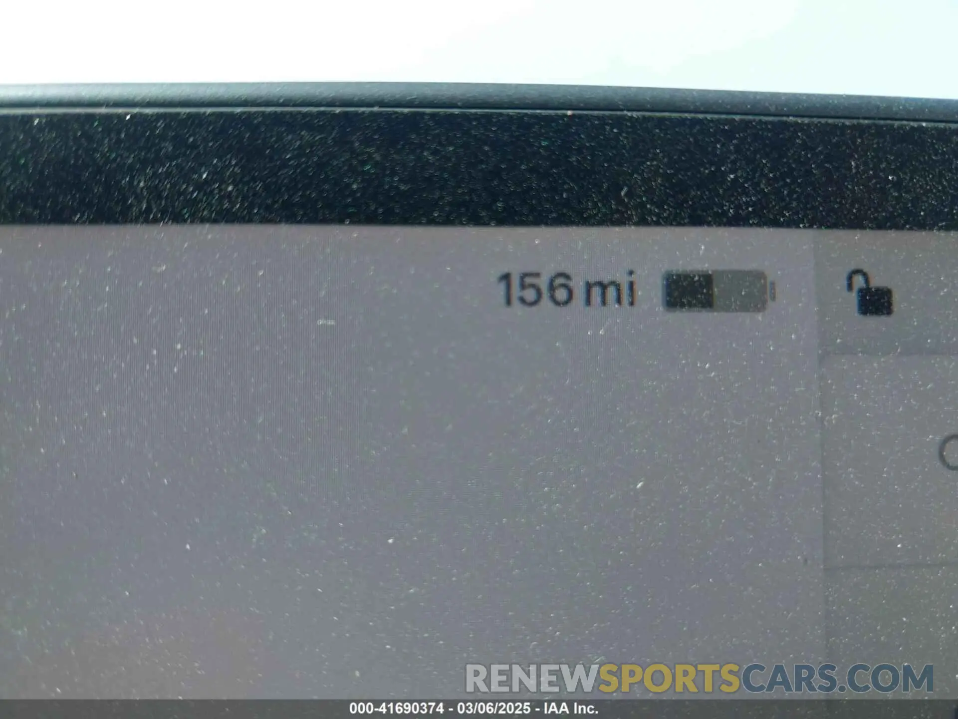 18 Photograph of a damaged car 7SAYGDEDXRA300743 TESLA MODEL Y 2024