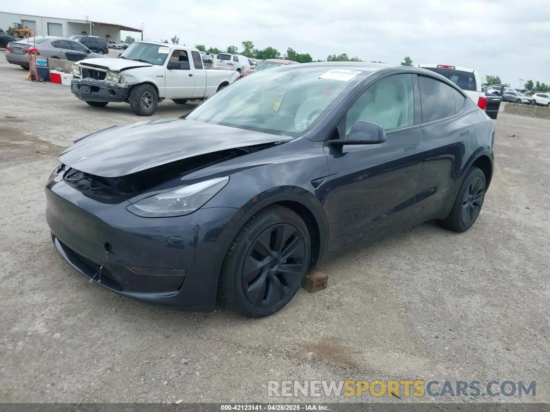 2 Photograph of a damaged car 7SAYGDEDXRA307210 TESLA MODEL Y 2024