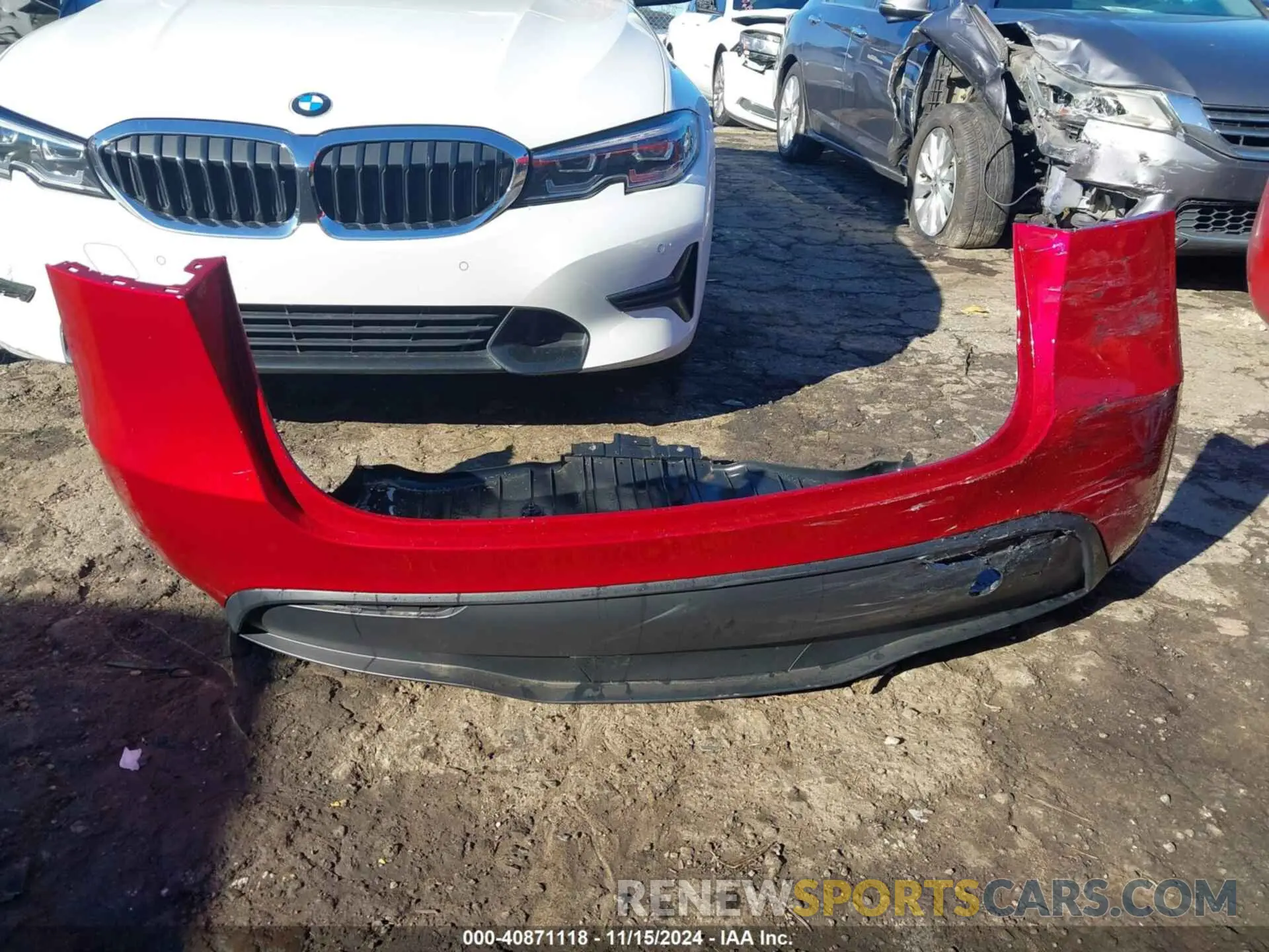 11 Photograph of a damaged car 7SAYGDEDXRA308969 TESLA MODEL Y 2024