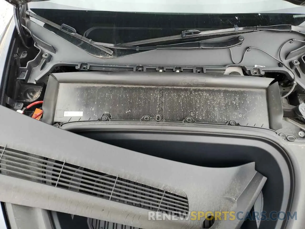 11 Photograph of a damaged car 7SAYGDEDXRA322676 TESLA MODEL Y 2024