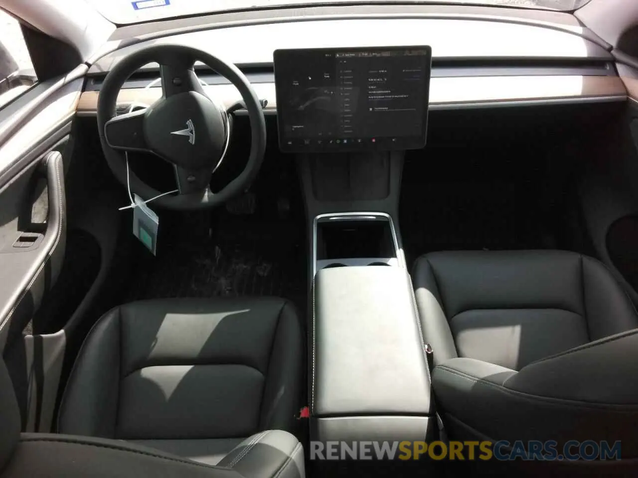 8 Photograph of a damaged car 7SAYGDEDXRA322676 TESLA MODEL Y 2024