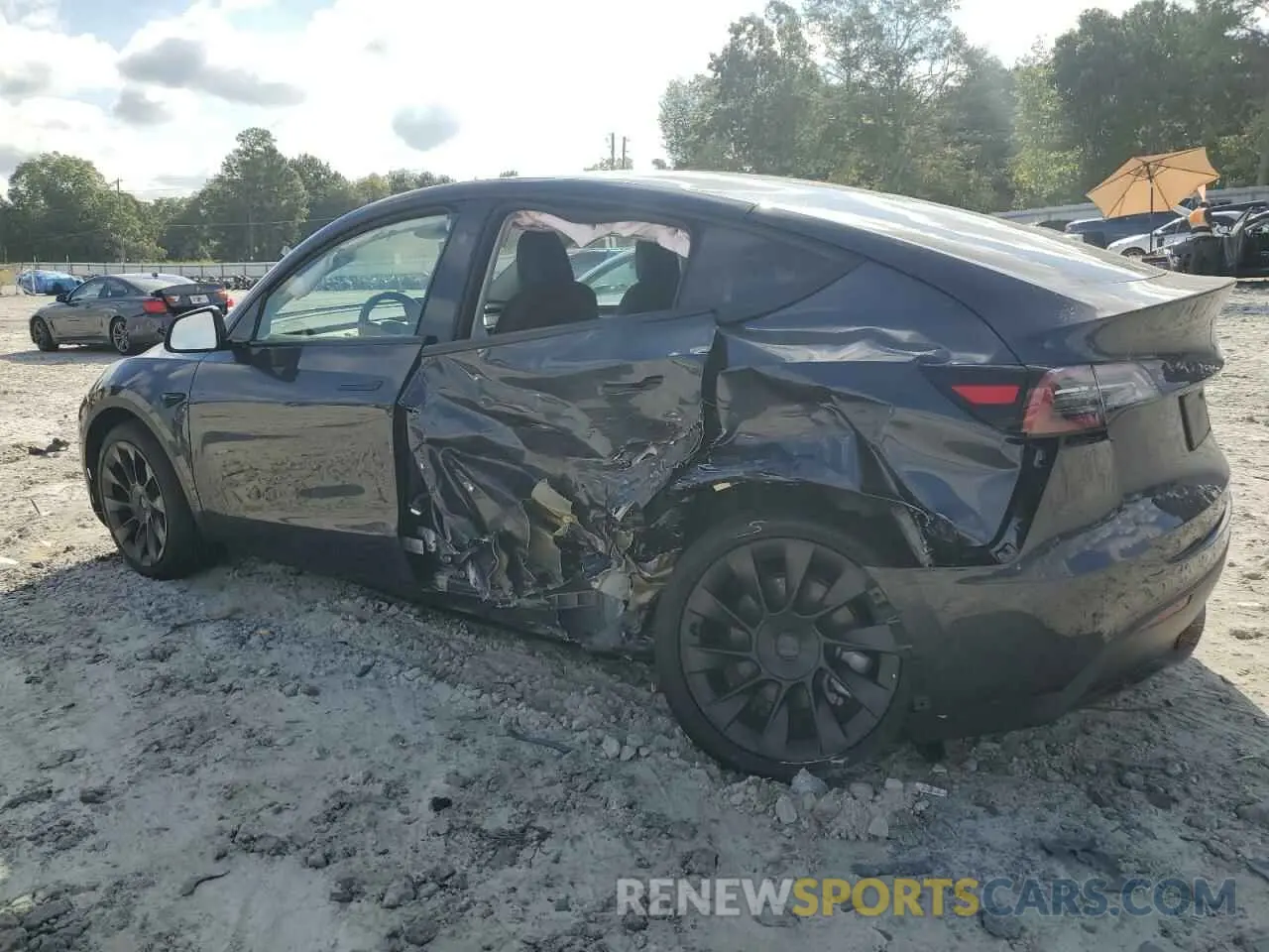 2 Photograph of a damaged car 7SAYGDEDXRA326758 TESLA MODEL Y 2024