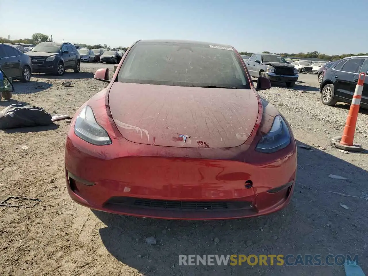 5 Photograph of a damaged car 7SAYGDEDXRF005354 TESLA MODEL Y 2024