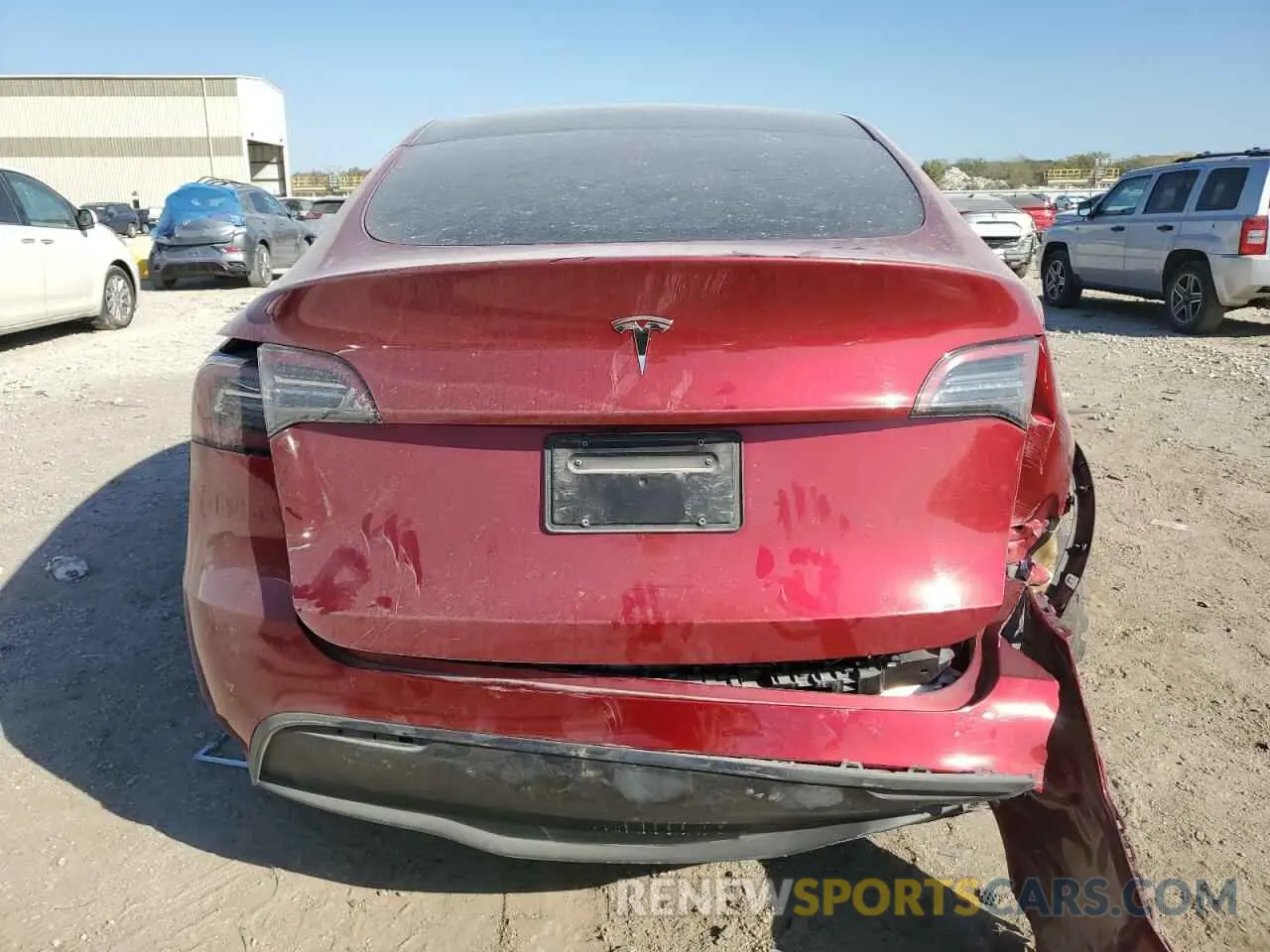 6 Photograph of a damaged car 7SAYGDEDXRF005354 TESLA MODEL Y 2024