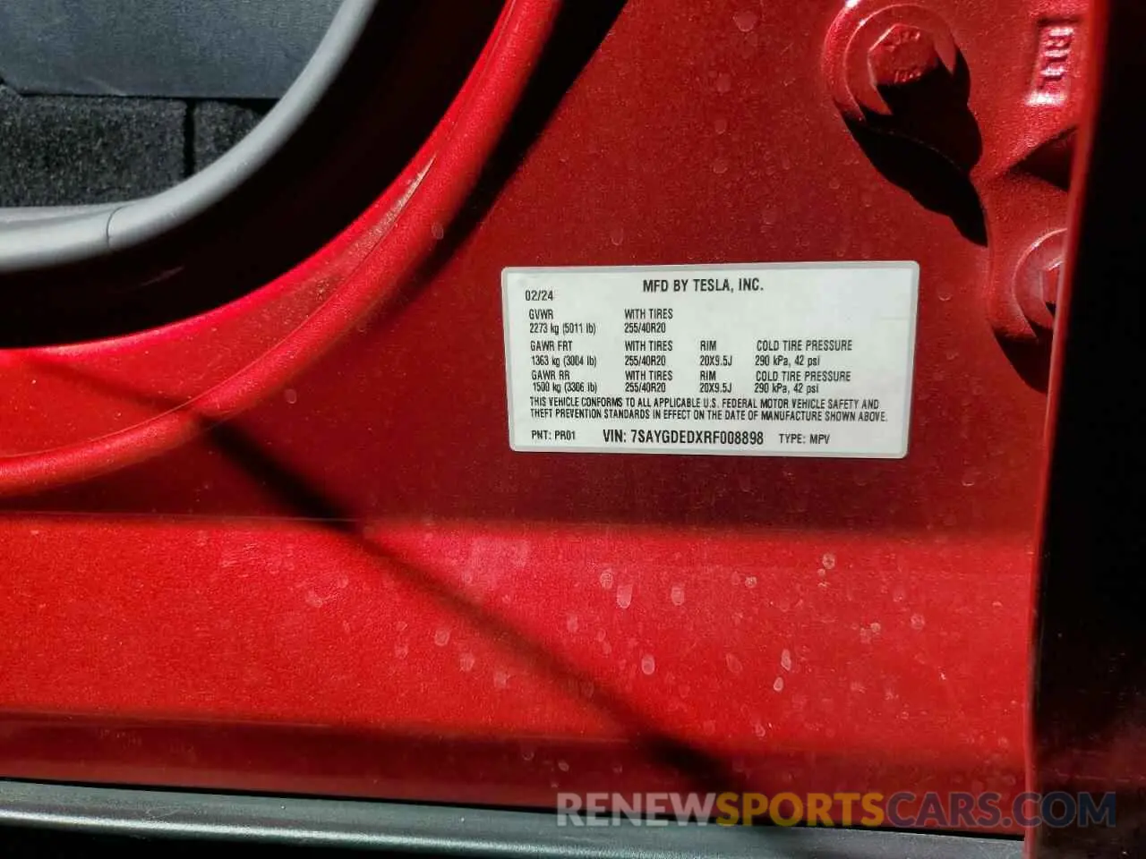 13 Photograph of a damaged car 7SAYGDEDXRF008898 TESLA MODEL Y 2024
