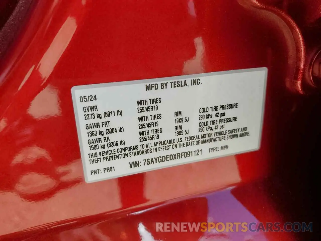 13 Photograph of a damaged car 7SAYGDEDXRF091121 TESLA MODEL Y 2024