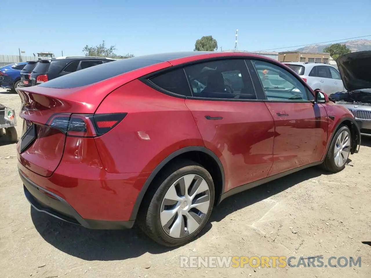 3 Photograph of a damaged car 7SAYGDEDXRF091121 TESLA MODEL Y 2024