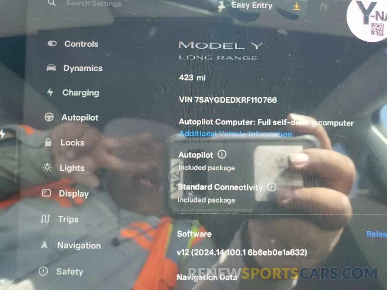 9 Photograph of a damaged car 7SAYGDEDXRF110766 TESLA MODEL Y 2024