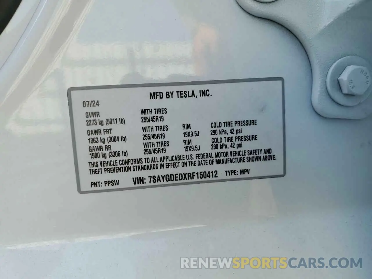 12 Photograph of a damaged car 7SAYGDEDXRF150412 TESLA MODEL Y 2024