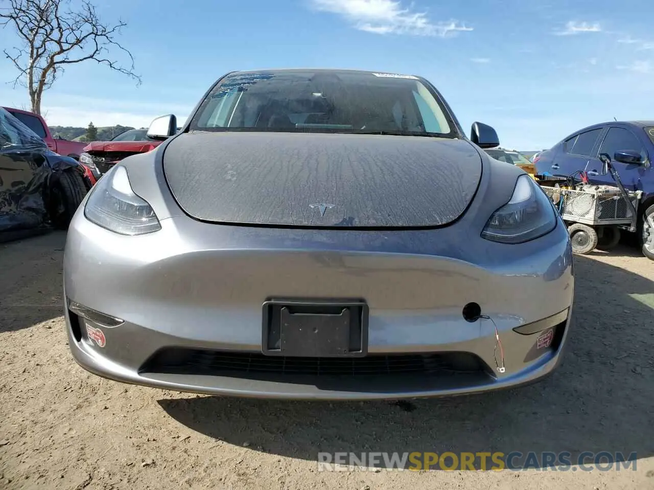 5 Photograph of a damaged car 7SAYGDEDXRF194622 TESLA MODEL Y 2024