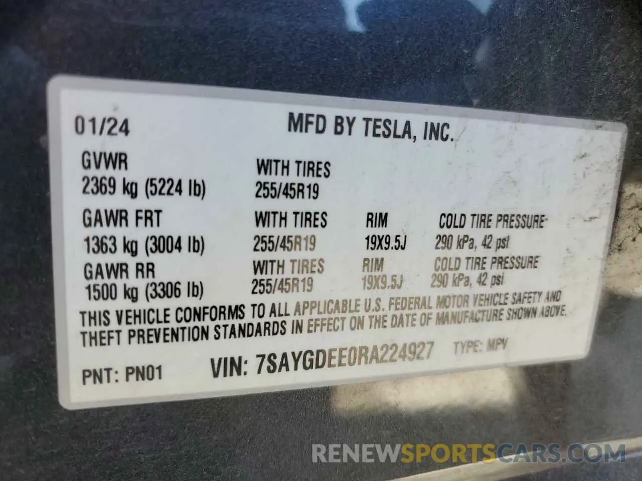 14 Photograph of a damaged car 7SAYGDEE0RA224927 TESLA MODEL Y 2024