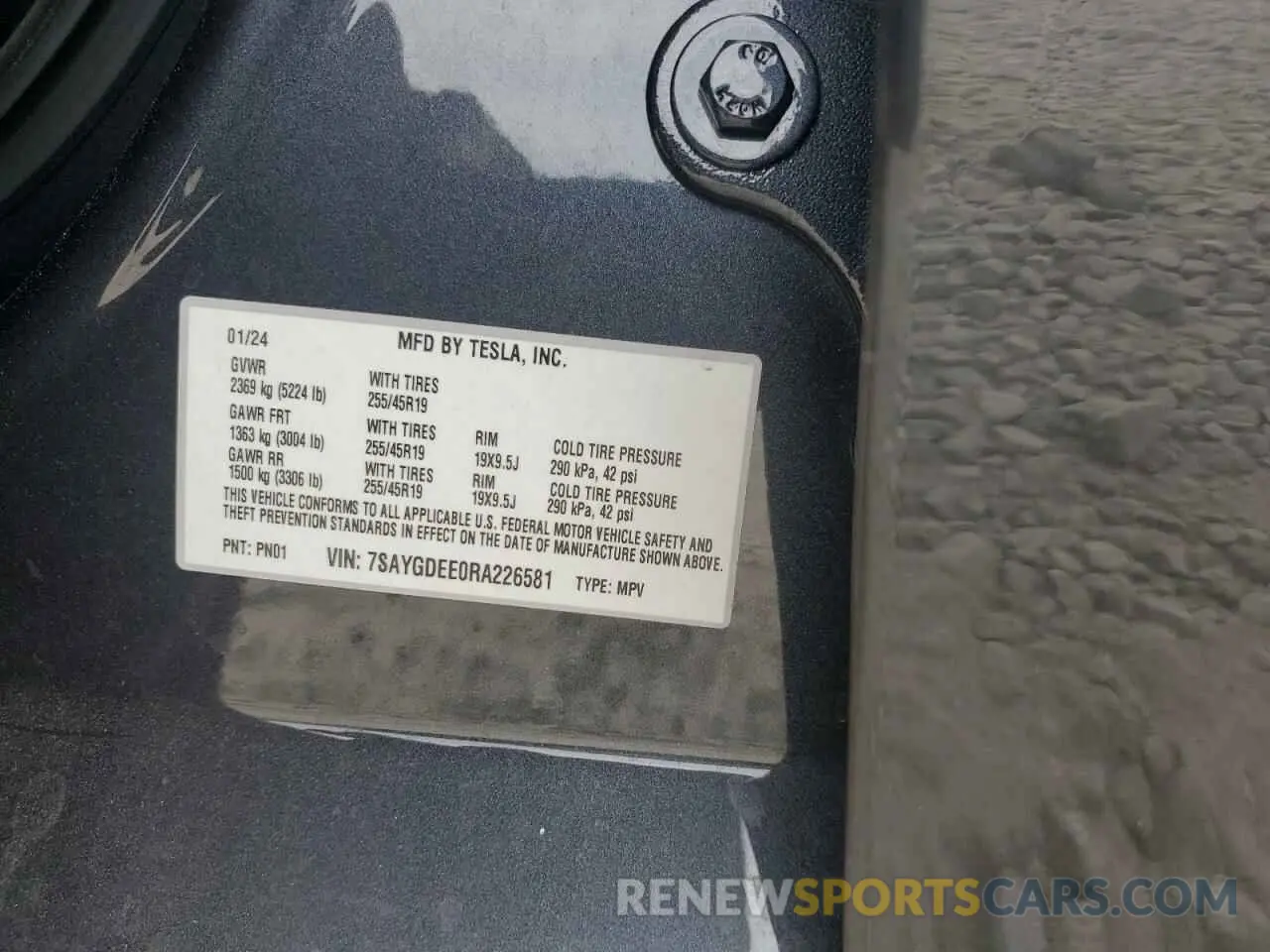 12 Photograph of a damaged car 7SAYGDEE0RA226581 TESLA MODEL Y 2024