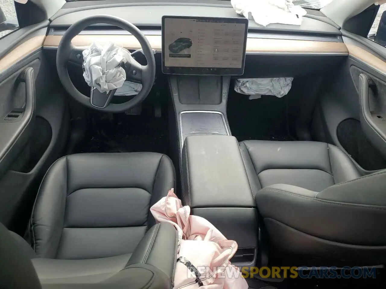 8 Photograph of a damaged car 7SAYGDEE0RA226581 TESLA MODEL Y 2024