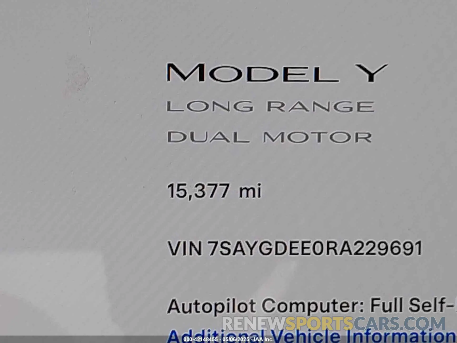 15 Photograph of a damaged car 7SAYGDEE0RA229691 TESLA MODEL Y 2024