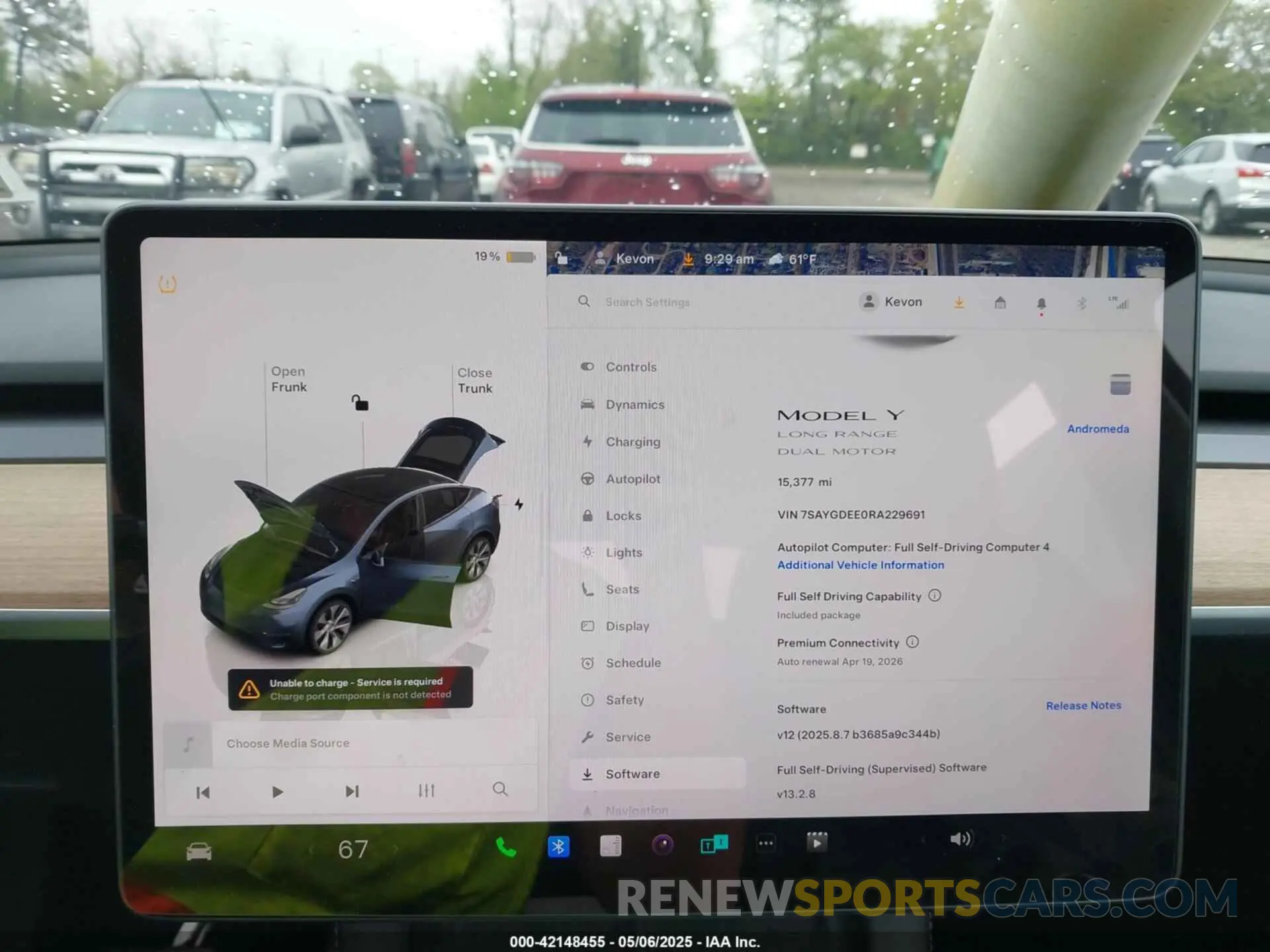 7 Photograph of a damaged car 7SAYGDEE0RA229691 TESLA MODEL Y 2024