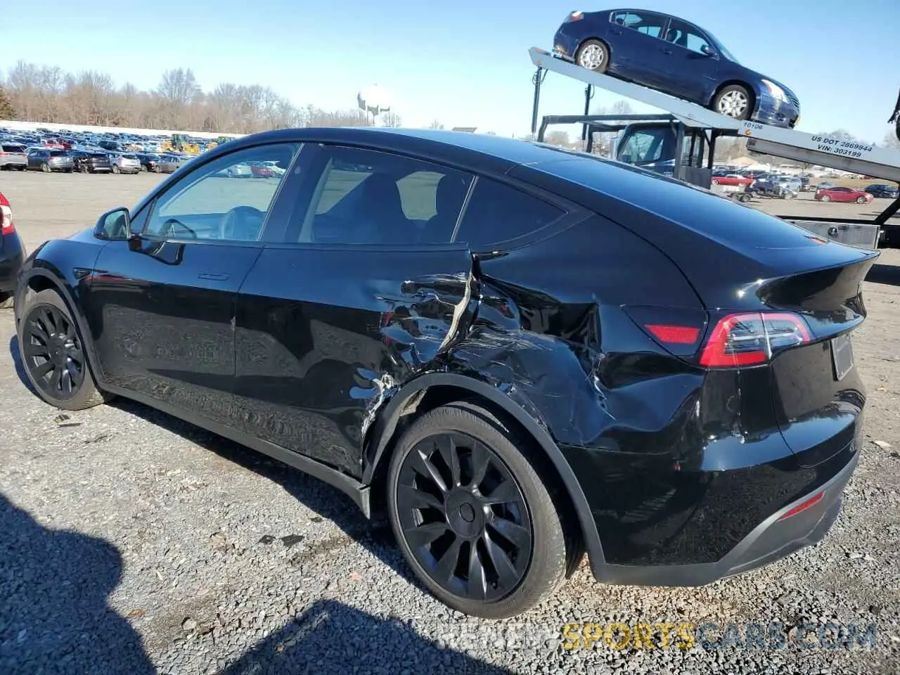 2 Photograph of a damaged car 7SAYGDEE0RA229867 TESLA MODEL Y 2024
