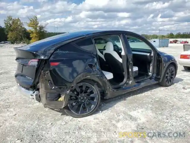 3 Photograph of a damaged car 7SAYGDEE0RA241839 TESLA MODEL Y 2024