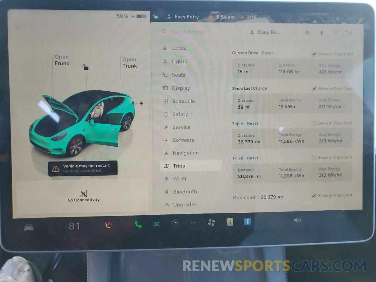 9 Photograph of a damaged car 7SAYGDEE0RA246829 TESLA MODEL Y 2024