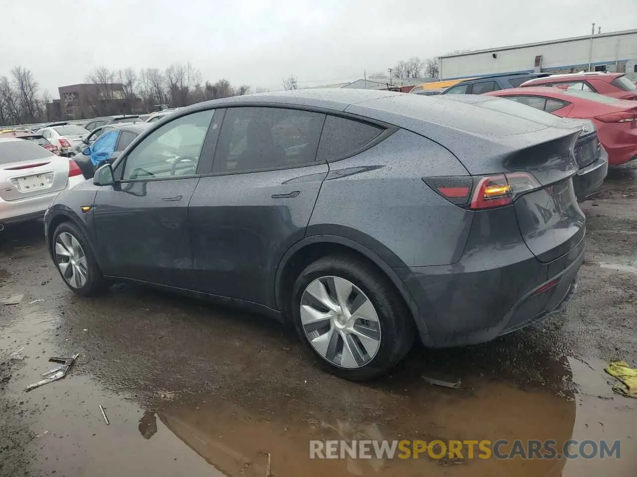 2 Photograph of a damaged car 7SAYGDEE0RA250394 TESLA MODEL Y 2024