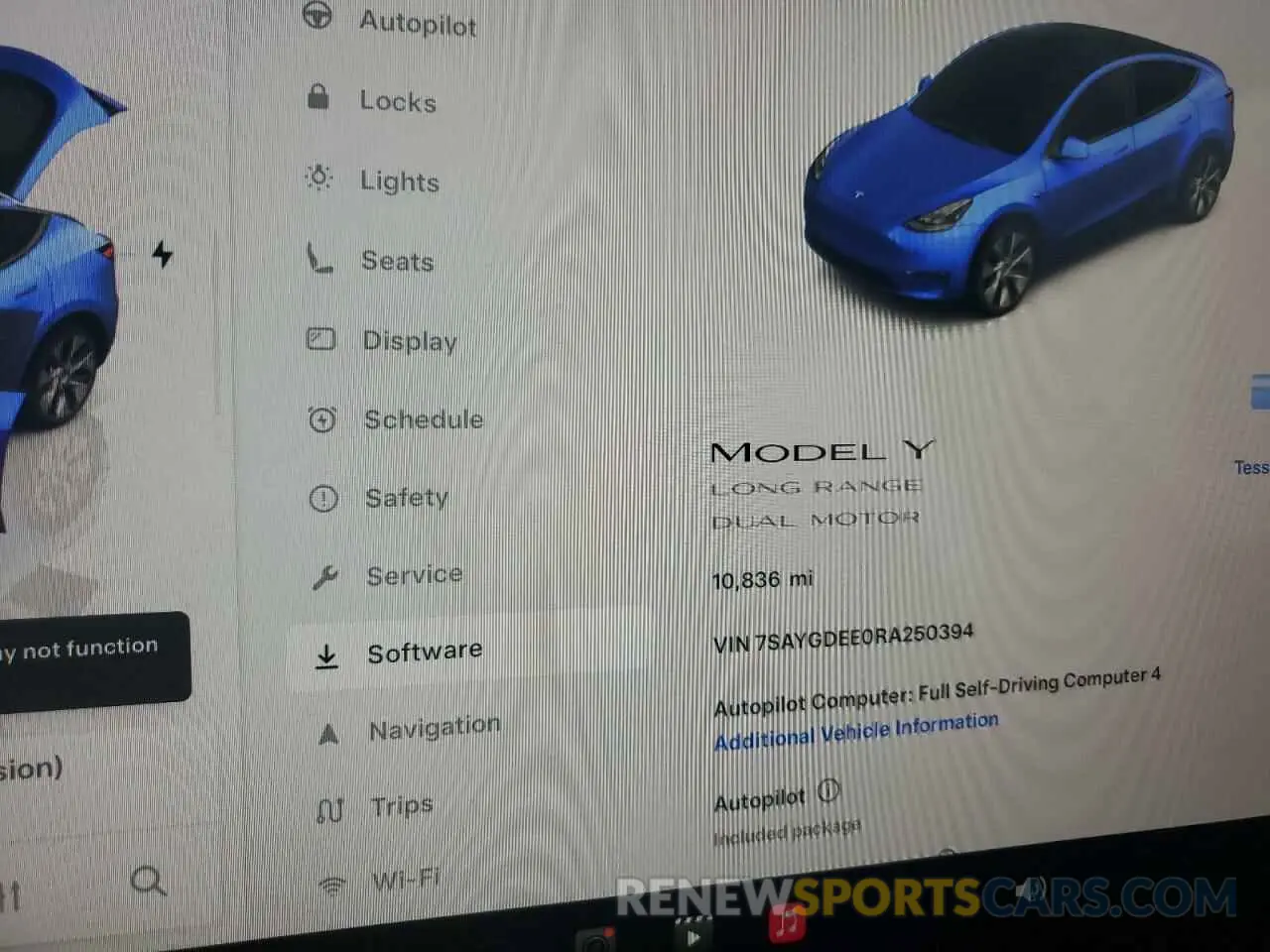 9 Photograph of a damaged car 7SAYGDEE0RA250394 TESLA MODEL Y 2024