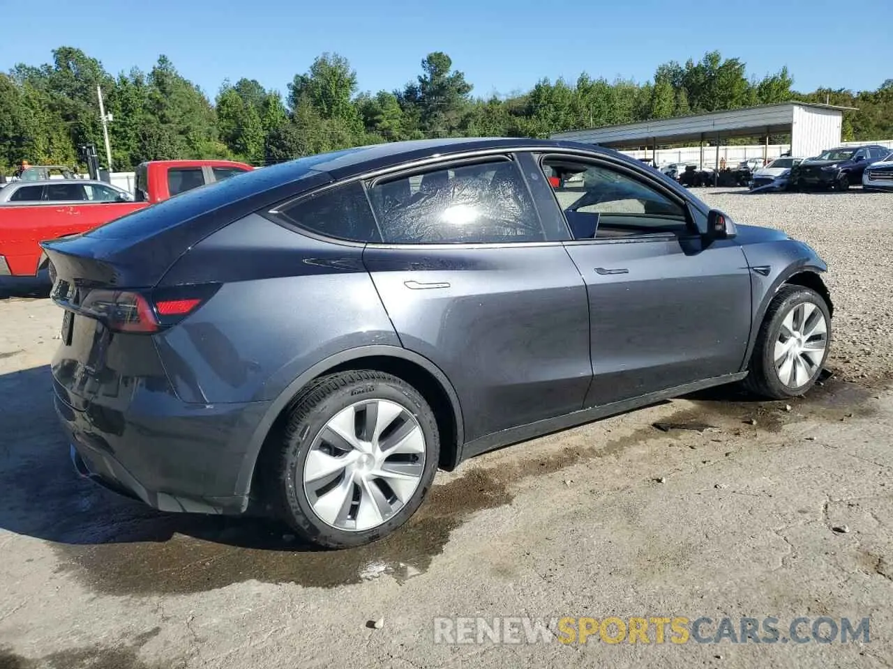 3 Photograph of a damaged car 7SAYGDEE0RA253280 TESLA MODEL Y 2024