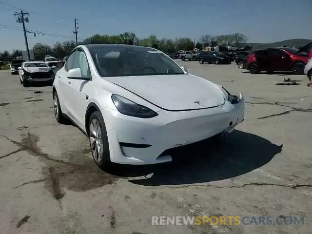 11 Photograph of a damaged car 7SAYGDEE0RA258110 TESLA MODEL Y 2024