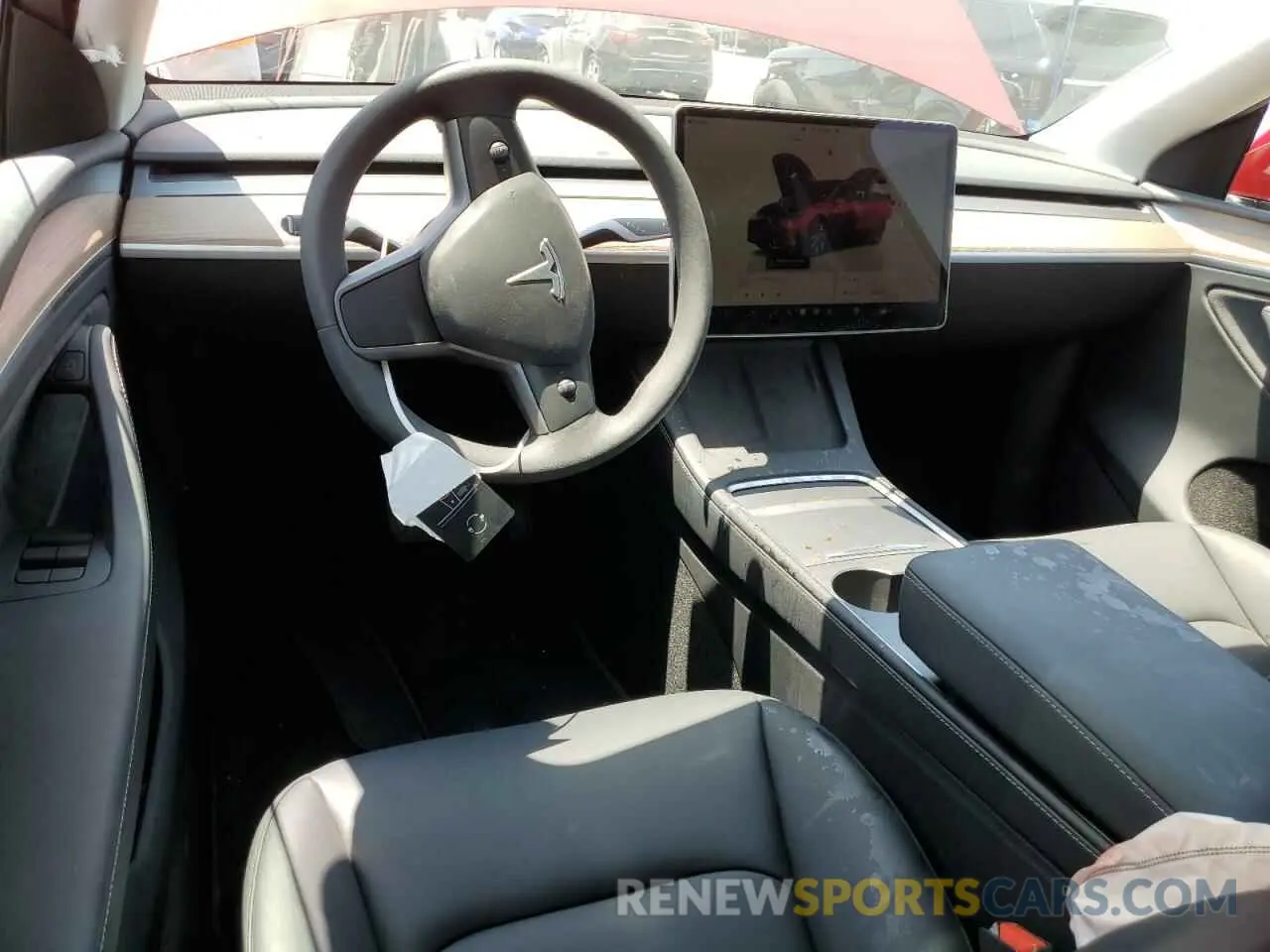 8 Photograph of a damaged car 7SAYGDEE0RA259631 TESLA MODEL Y 2024