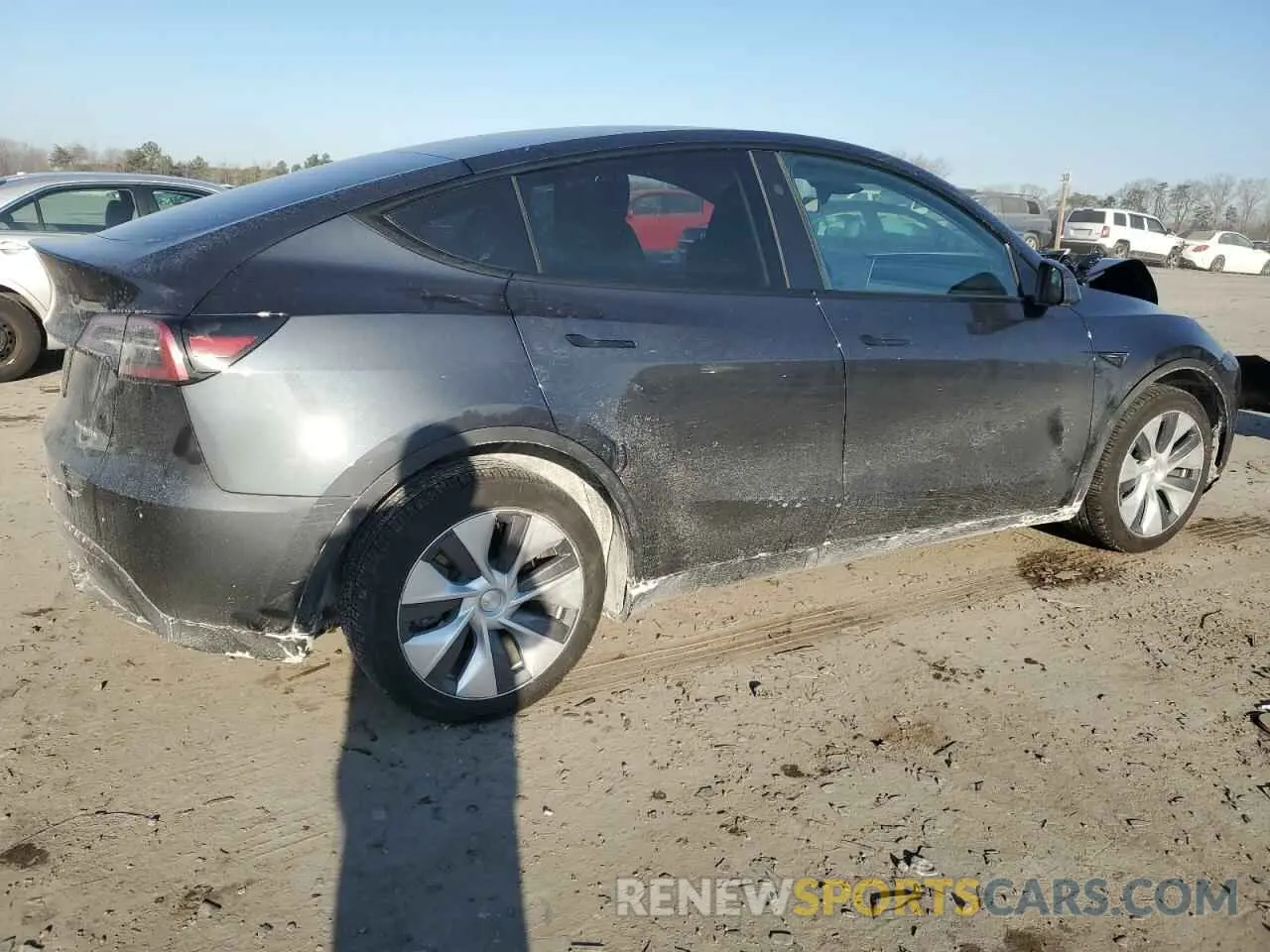3 Photograph of a damaged car 7SAYGDEE0RA275960 TESLA MODEL Y 2024