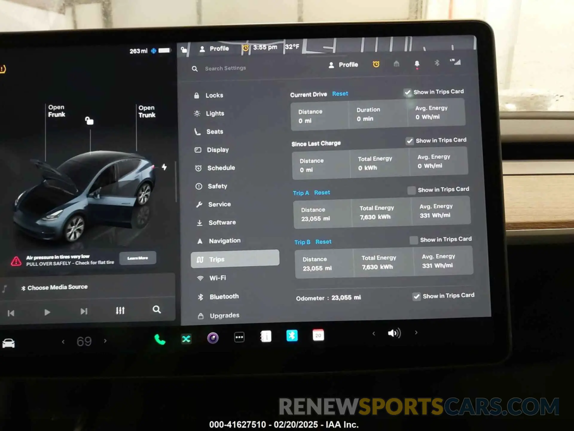 7 Photograph of a damaged car 7SAYGDEE0RA282634 TESLA MODEL Y 2024