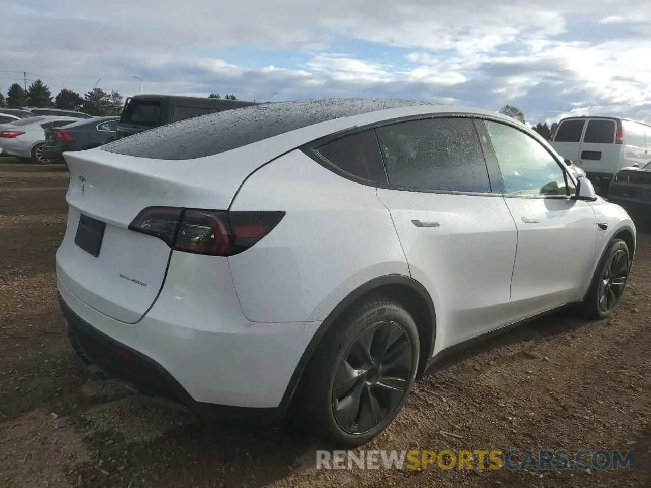 3 Photograph of a damaged car 7SAYGDEE0RA296453 TESLA MODEL Y 2024