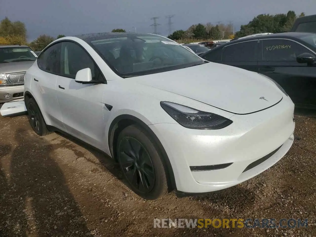4 Photograph of a damaged car 7SAYGDEE0RA296453 TESLA MODEL Y 2024