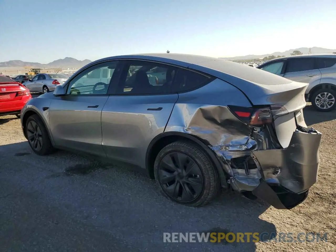 2 Photograph of a damaged car 7SAYGDEE0RA299398 TESLA MODEL Y 2024