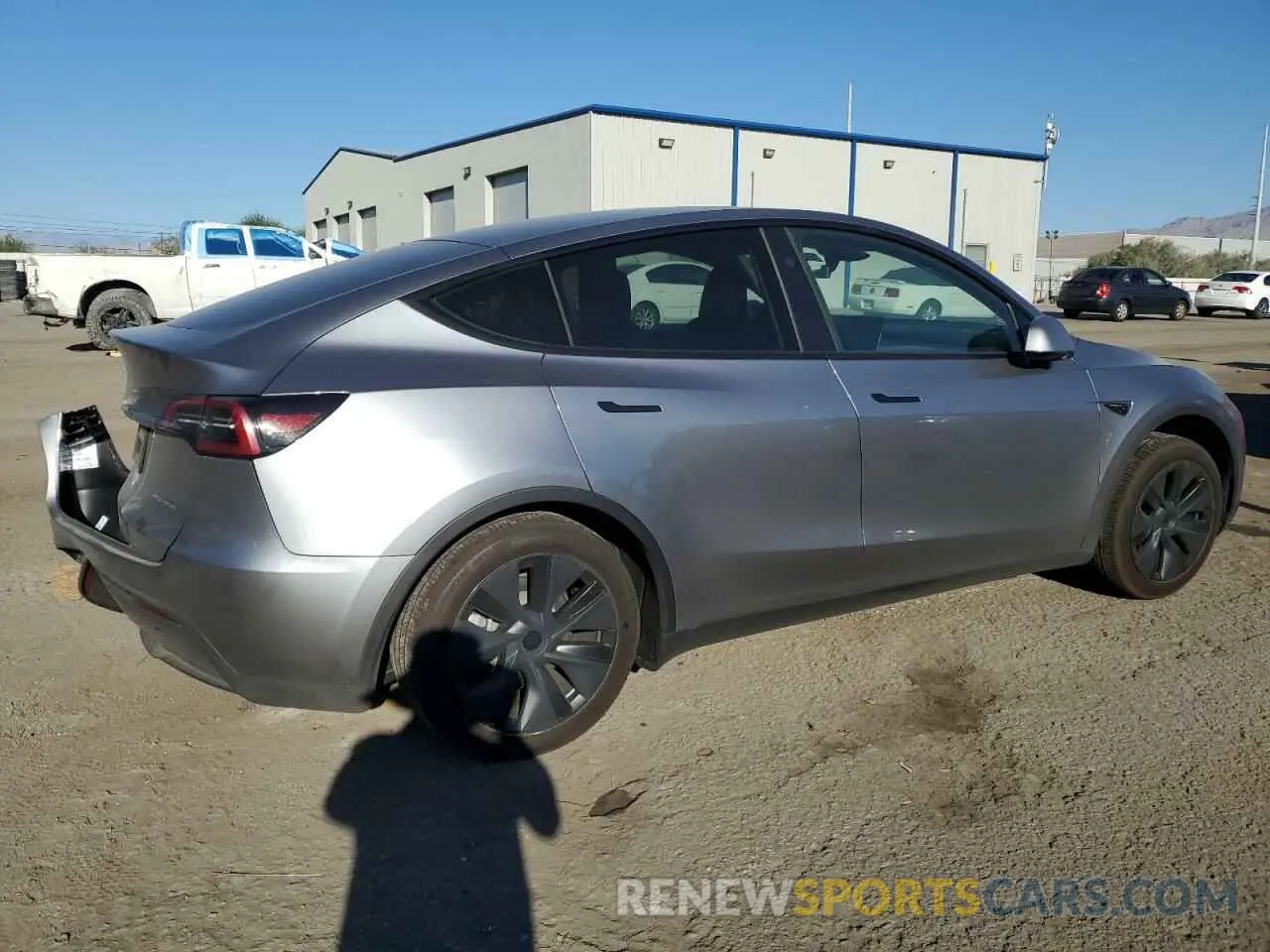 3 Photograph of a damaged car 7SAYGDEE0RA299398 TESLA MODEL Y 2024