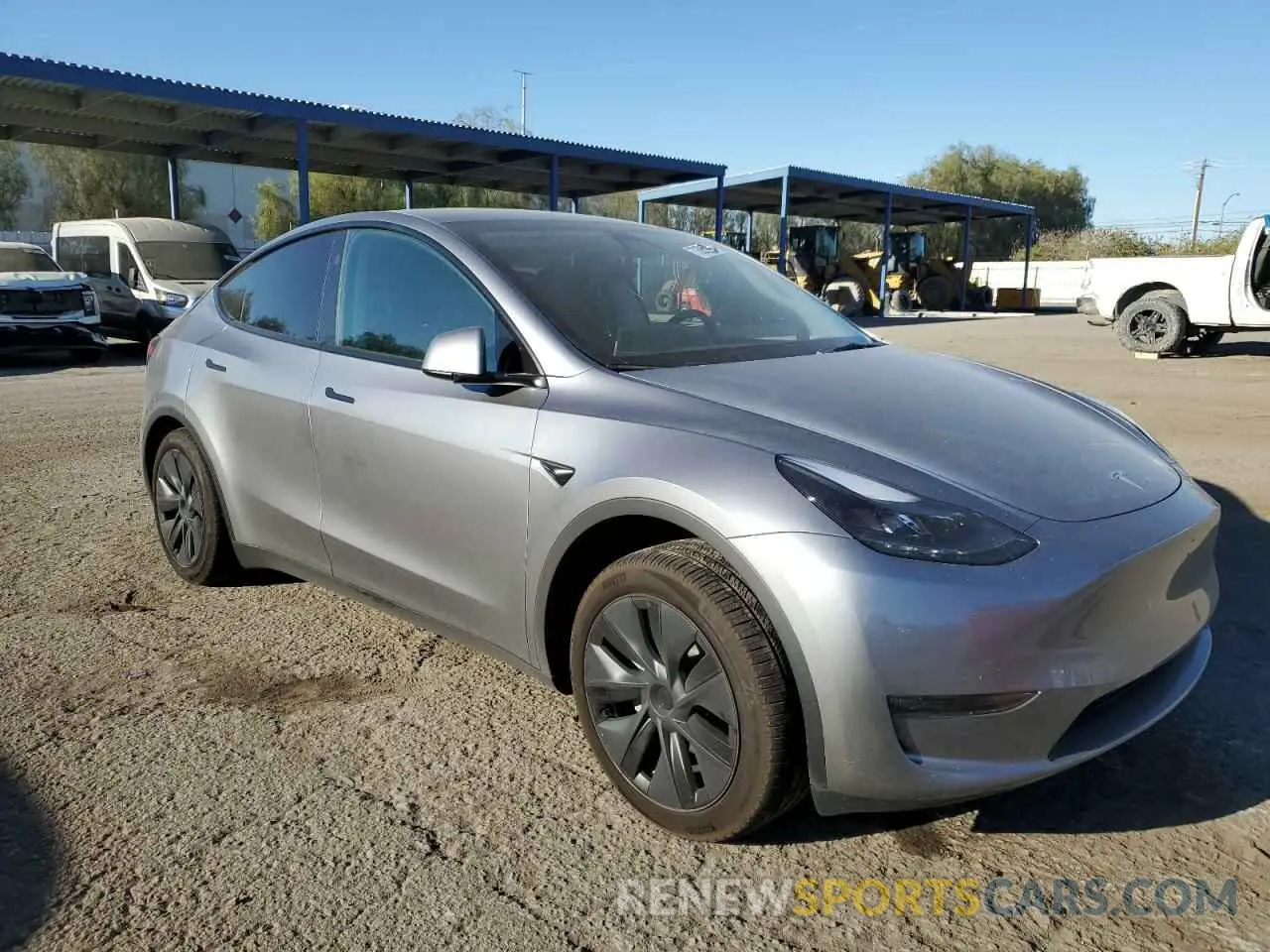 4 Photograph of a damaged car 7SAYGDEE0RA299398 TESLA MODEL Y 2024