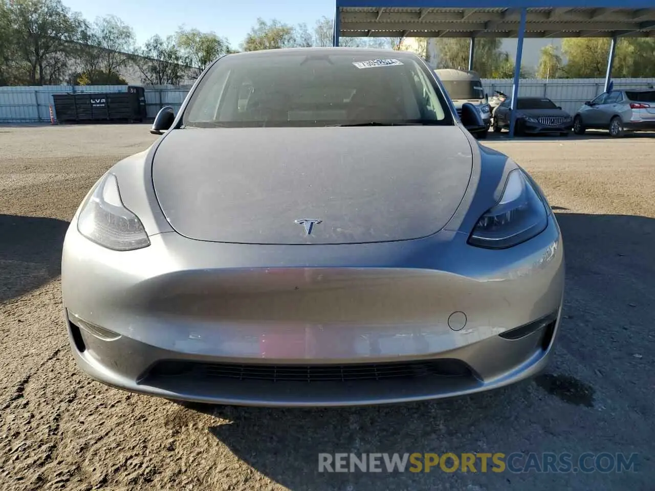 5 Photograph of a damaged car 7SAYGDEE0RA299398 TESLA MODEL Y 2024